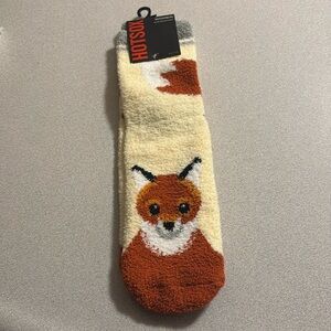 NWT HOTSOX Fox Theme Super Soft Plush Grip on Soles Socks